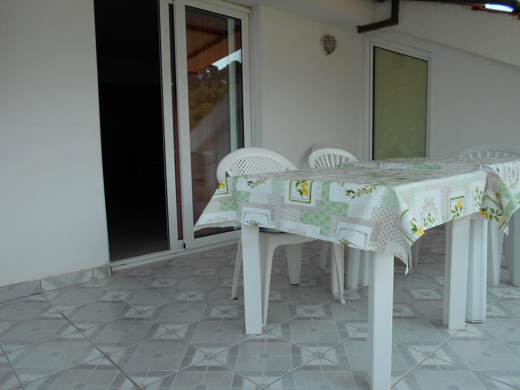 Apartment Kurelic Rab Town Zewnętrze zdjęcie
