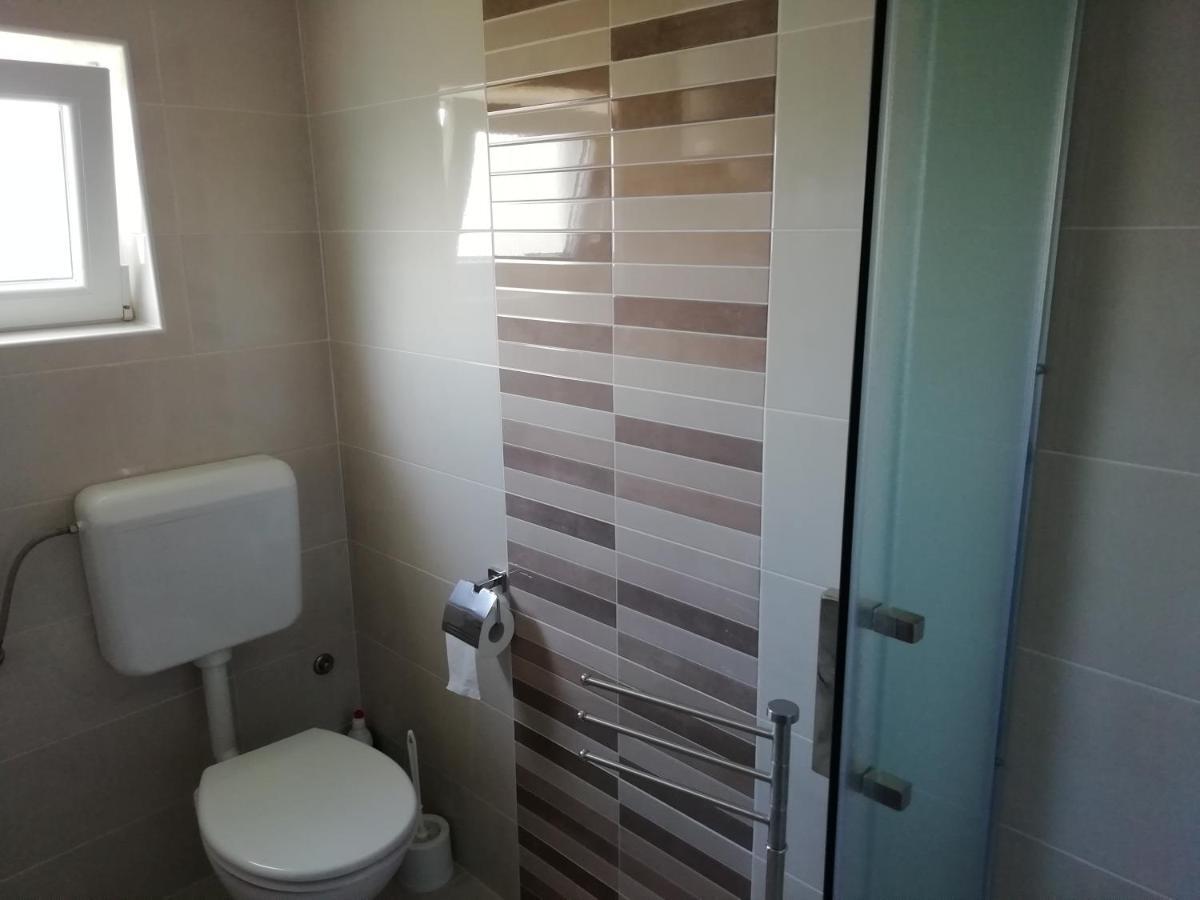 Apartment Kurelic Rab Town Zewnętrze zdjęcie