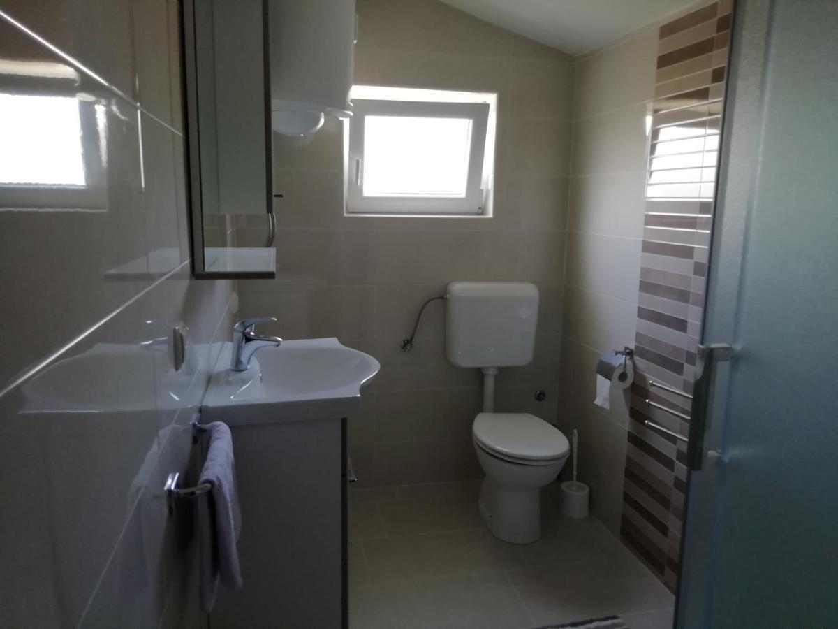 Apartment Kurelic Rab Town Zewnętrze zdjęcie